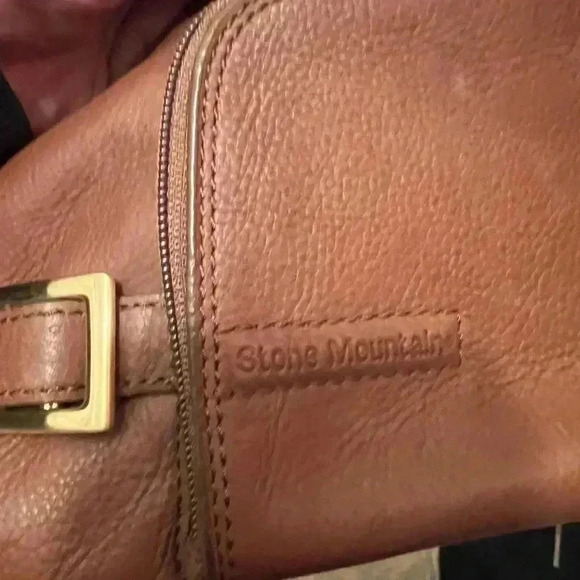Stone Mountain buttery leather organizer handbag. - Picture 3 of 15